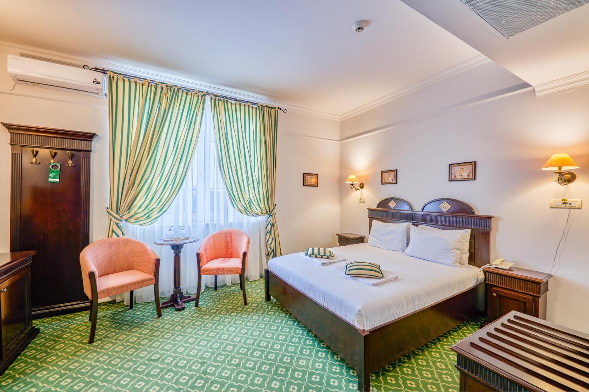 Hotel Classico Timisoara Exterior foto