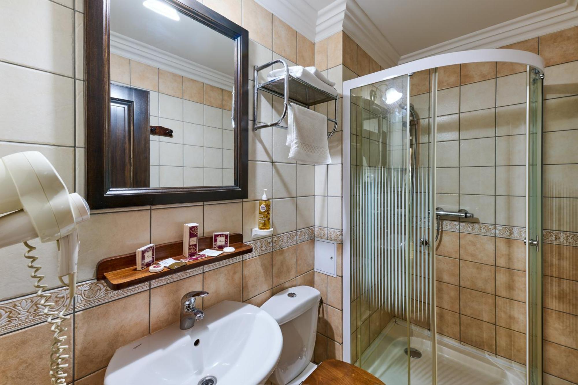 Hotel Classico Timisoara Exterior foto